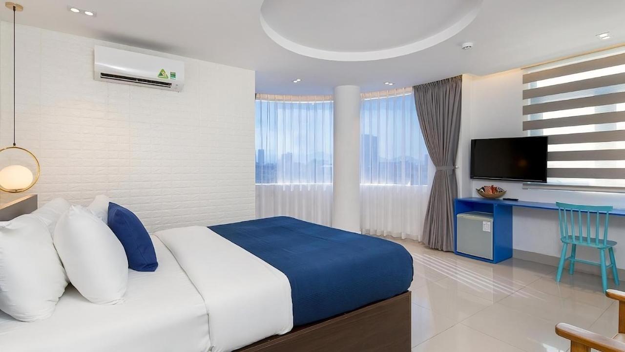 Lucia Beach Hotel Da Nang Exteriör bild