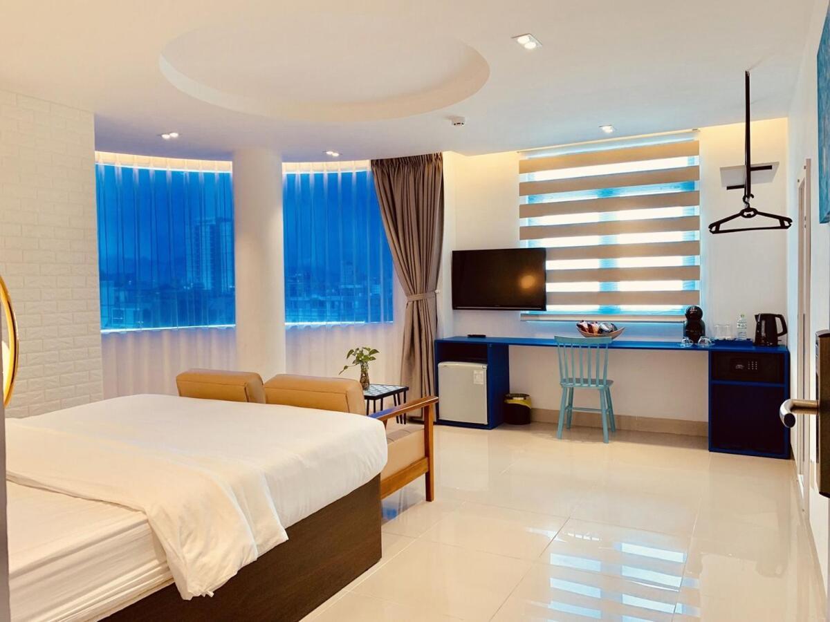 Lucia Beach Hotel Da Nang Exteriör bild